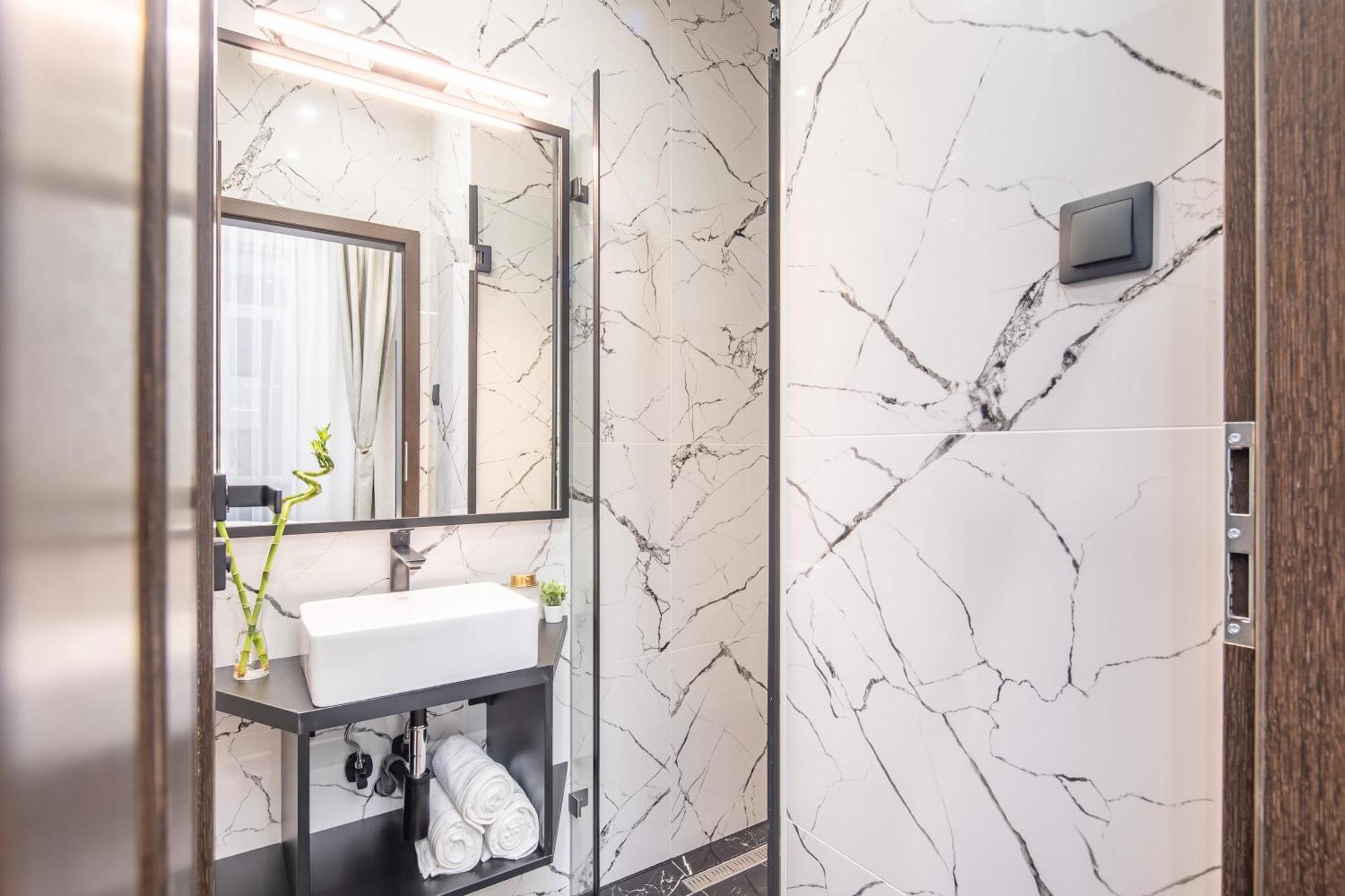 Extreme Central - Luxy Stay Budapest Exterior foto